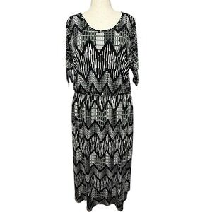 Elie McCarthy Maxi Dress 2X Black White Geometric Cold Shoulder‎
